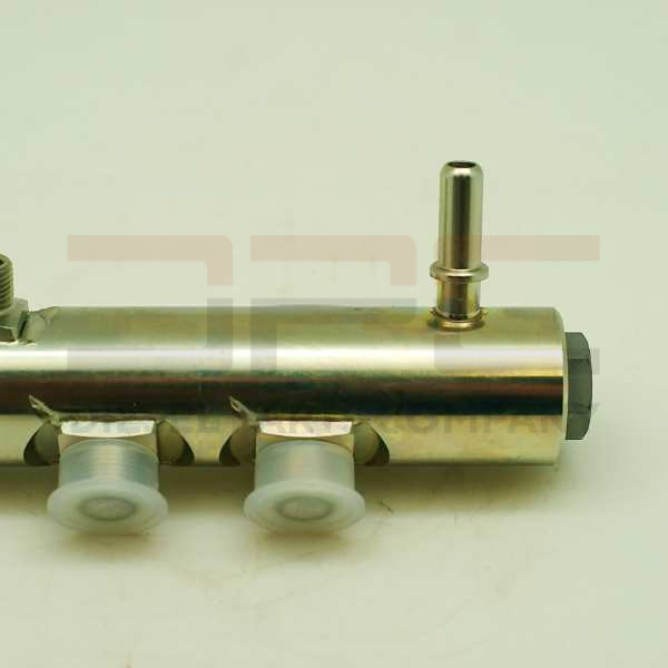Рампа топливная -Bosch 0445 224 013- Cummins ISF3.8
